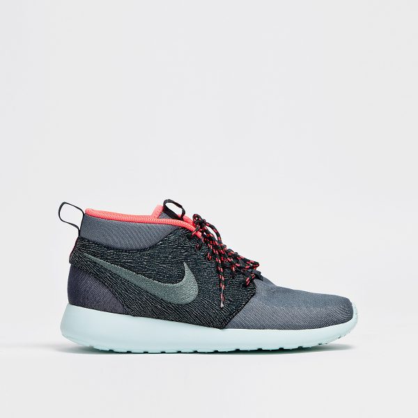 Nike mid 2024 roshe run